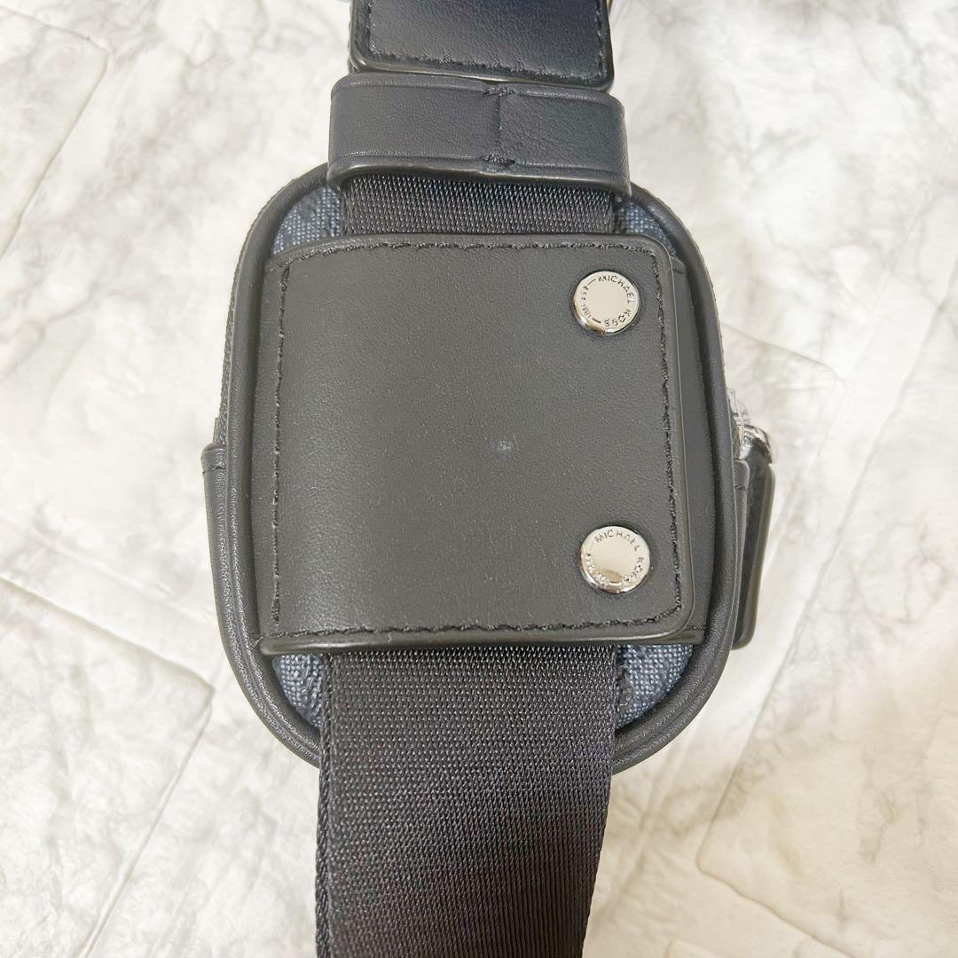 極美品　マイケルコース ハドソン ポーチ付きカメラバッグ　MKシグネチャーロゴ