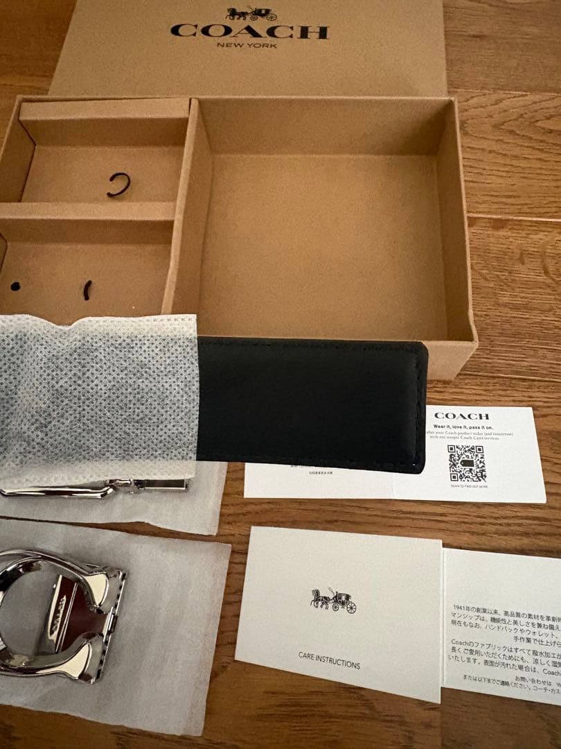 コーチ　新品　未使用　リバーシブル　 バックル回転　シグネチャー ベルト