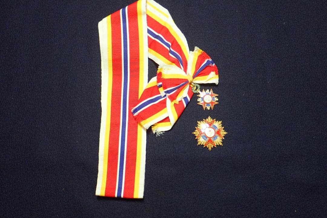 勲章フィリッピン シカツナ