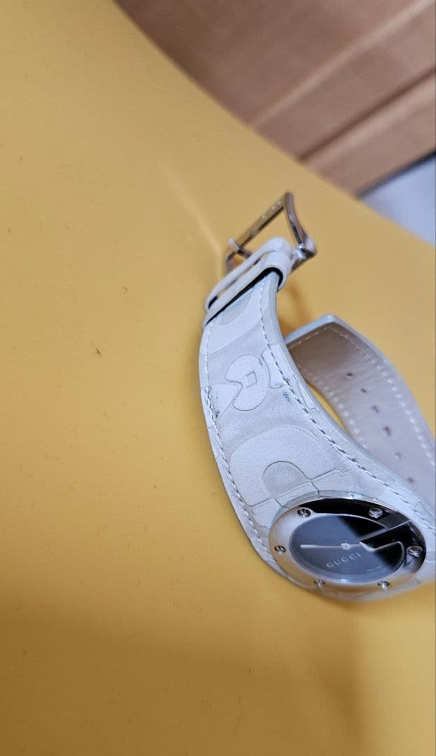 【希少モデル】GUCCI / グッチ 104 バンデュー腕時計