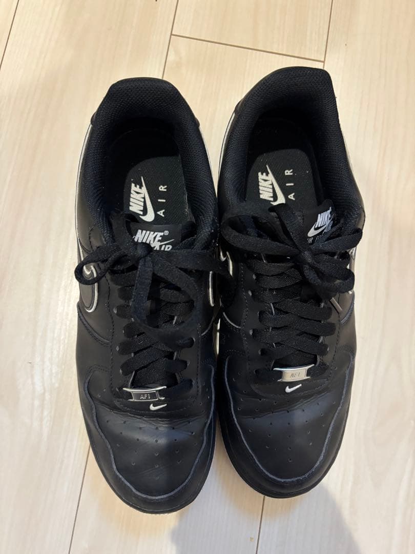 ナイキ エアフォース1 ロー '07 ブラックホワイト ソール (2023)