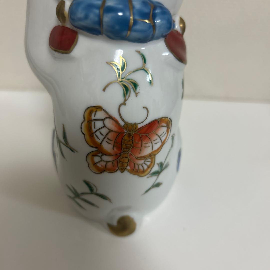 美品　伊万里　招き猫　手描き　花と蝶　商売繁盛　良縁