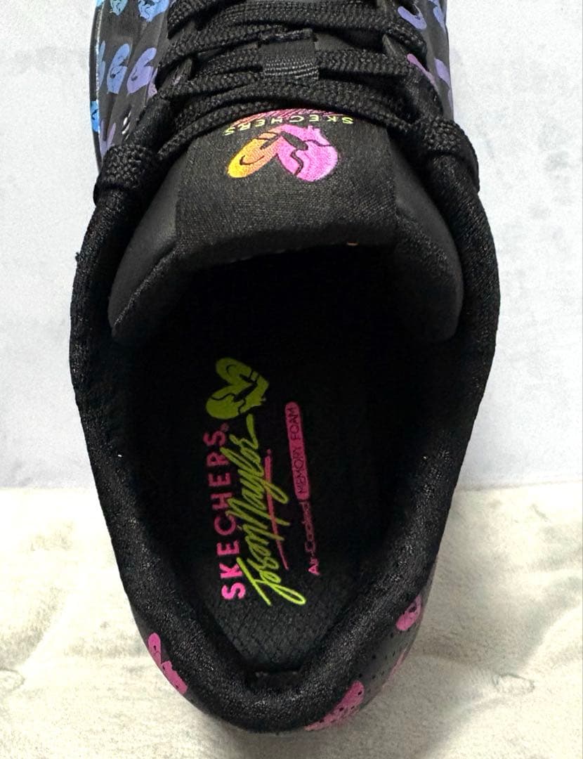 新品激レアスケッチャーズ24.5コラボスニーカーカラフルハート UNOエアソール