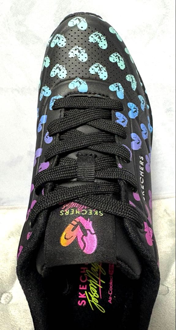 新品激レアスケッチャーズ24.5コラボスニーカーカラフルハート UNOエアソール