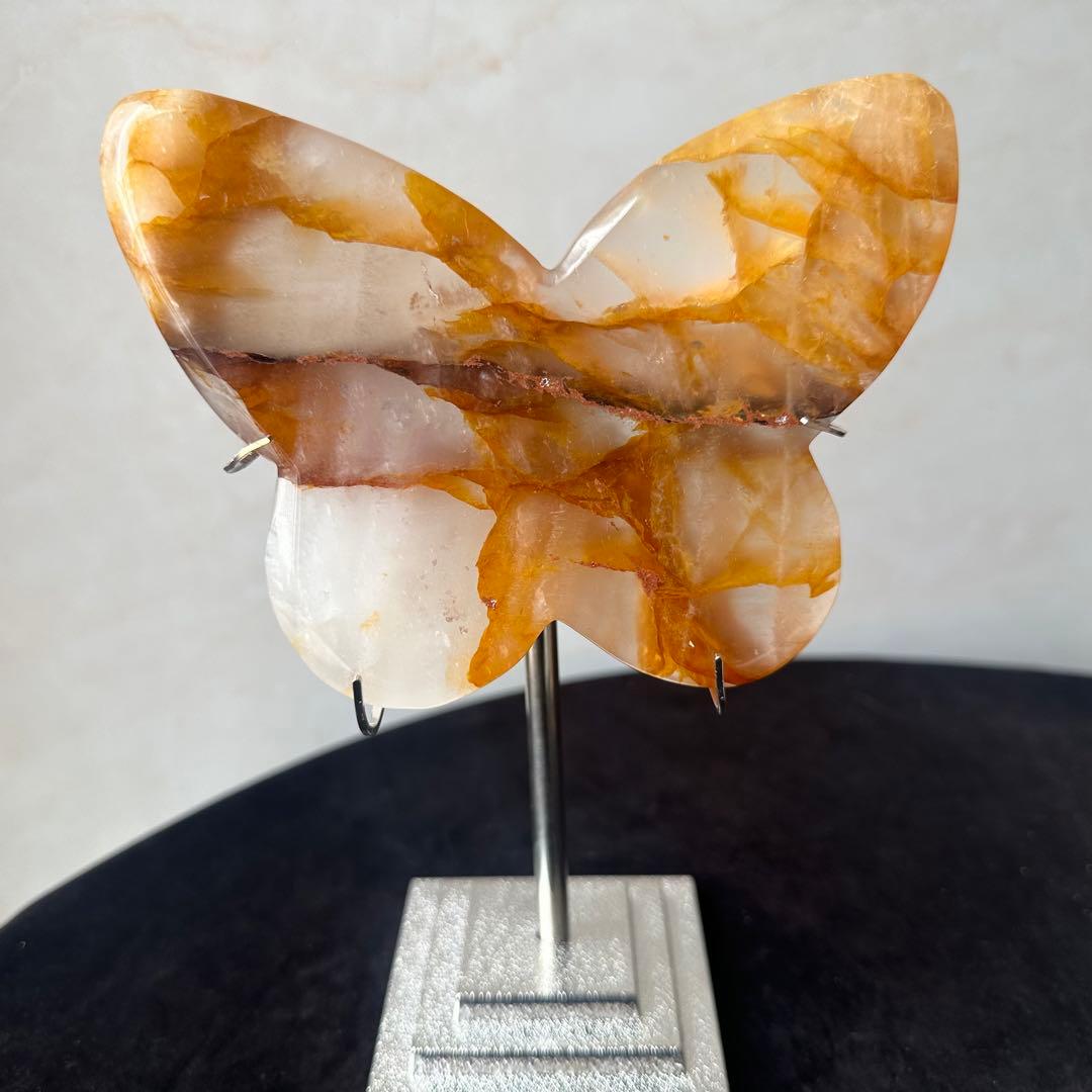 天然石マニカラン共生の蝶々　置物　彫物NO.032826