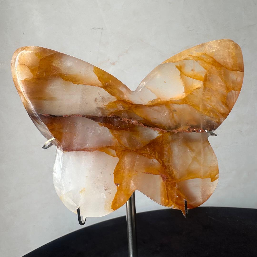 天然石マニカラン共生の蝶々　置物　彫物NO.032826