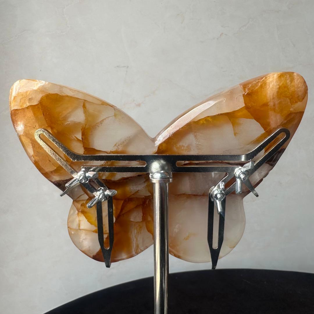 天然石マニカラン共生の蝶々　置物　彫物NO.032826