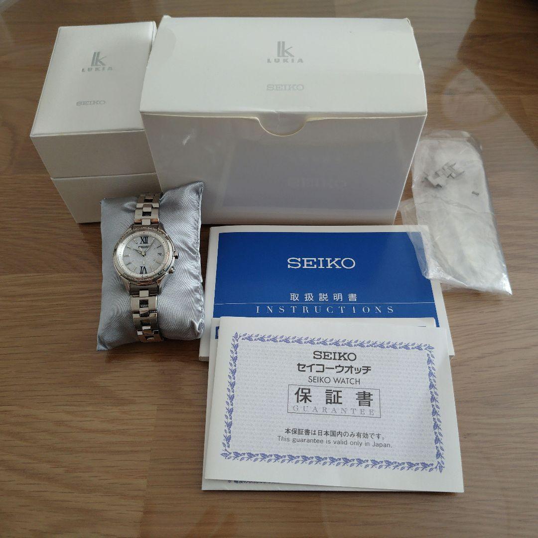 SEIKO 腕時計 クォーツ シルバー