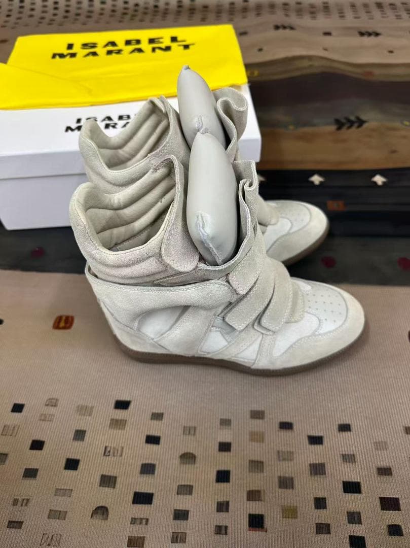 Isabel Marant ベージュ スエード ハイカットスニーカー