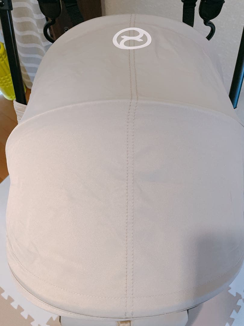 【美品】サイベックス リベル アーモンドベージュ バンパー付き