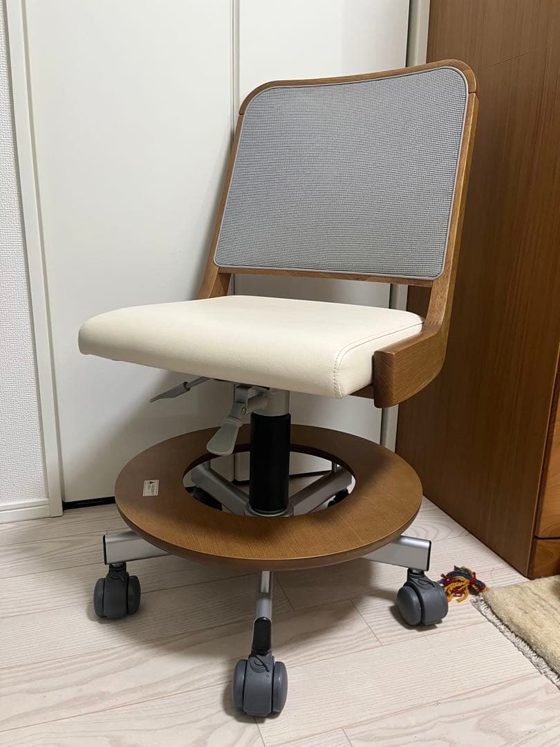 最終値下げ！！karimoku カリモク デスクチェア XT2103 椅子