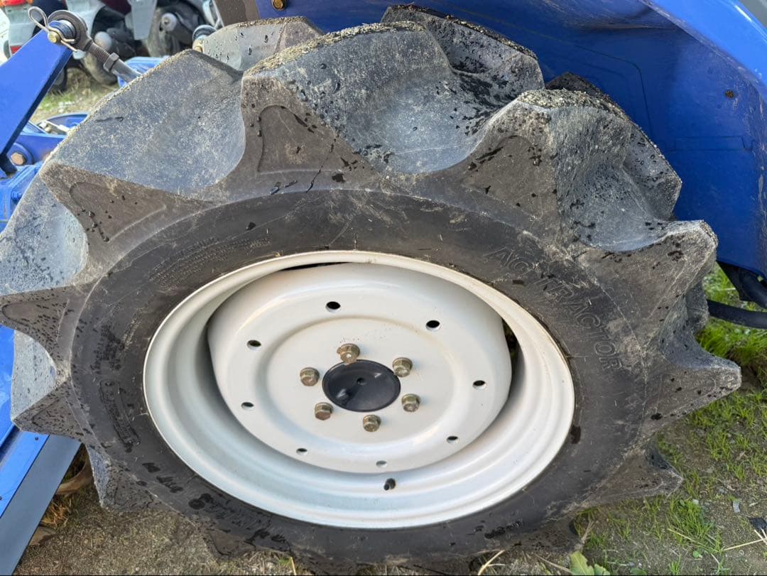 トラクター イセキ TH18-B07 18馬力 フル装備