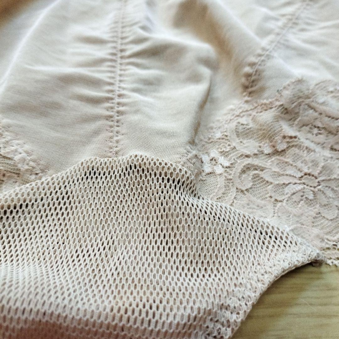 新品 85 LL LA-LA 補正ボディスーツ ベージュ・ブラウン