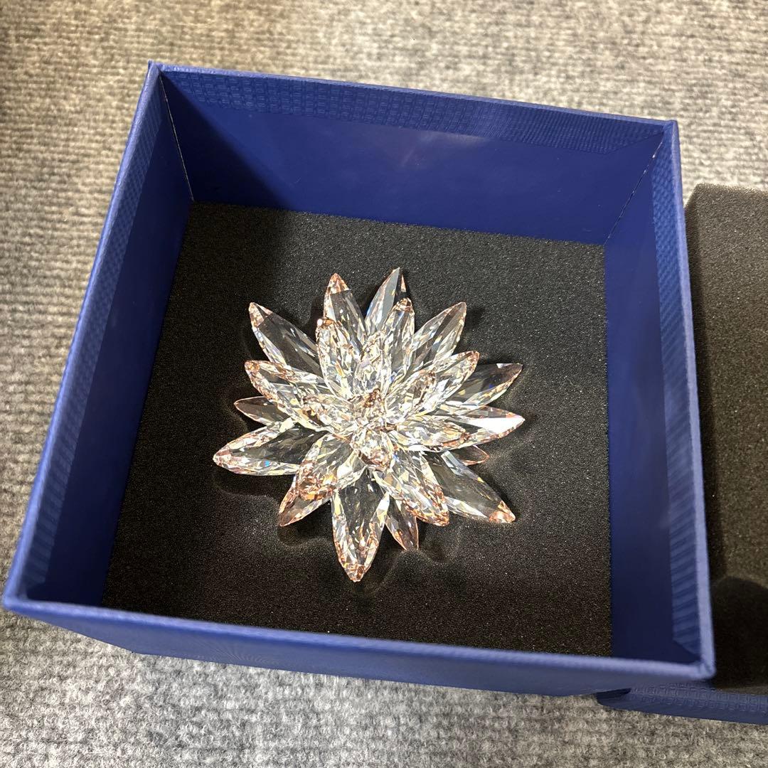 スワロフスキー ハス 置物 蓮