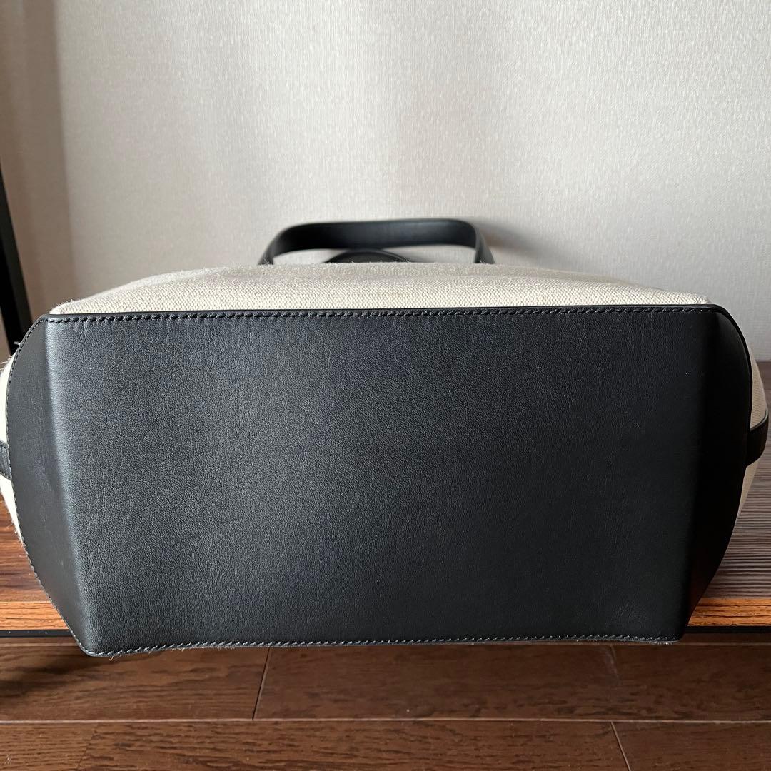 【新品未使用✨】J&M DAVIDSON MEDIUM VOYAGE TOTE