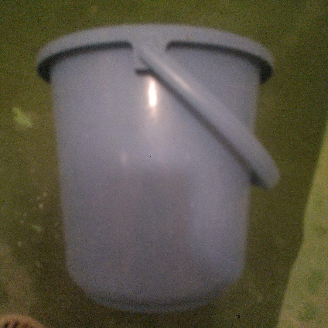 バケツ10リットル