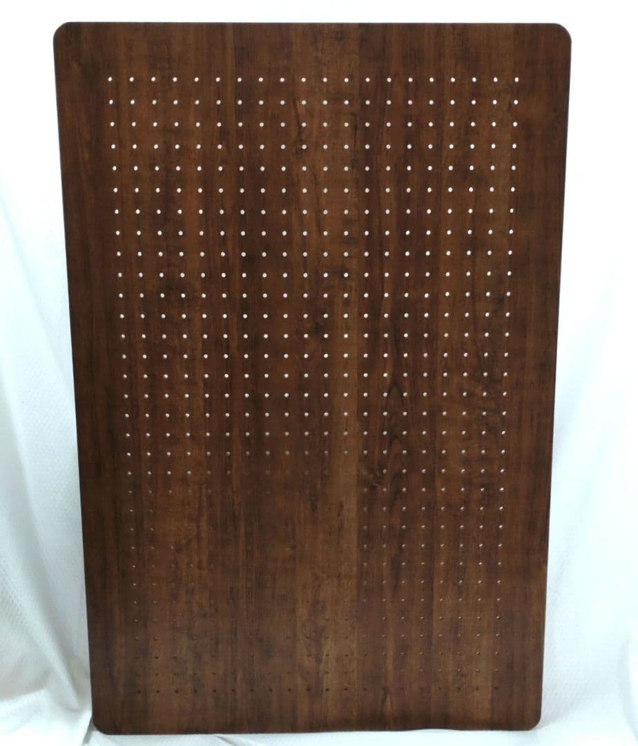 有孔ボード　パンチングボード　DOTWALL