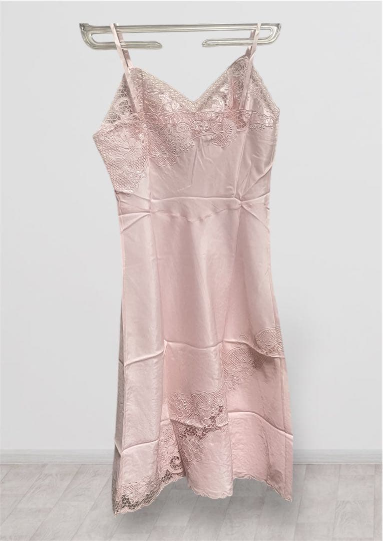 タグ付未使用】ワコール Trefleスリップ 85-95 ピンクレース絹100