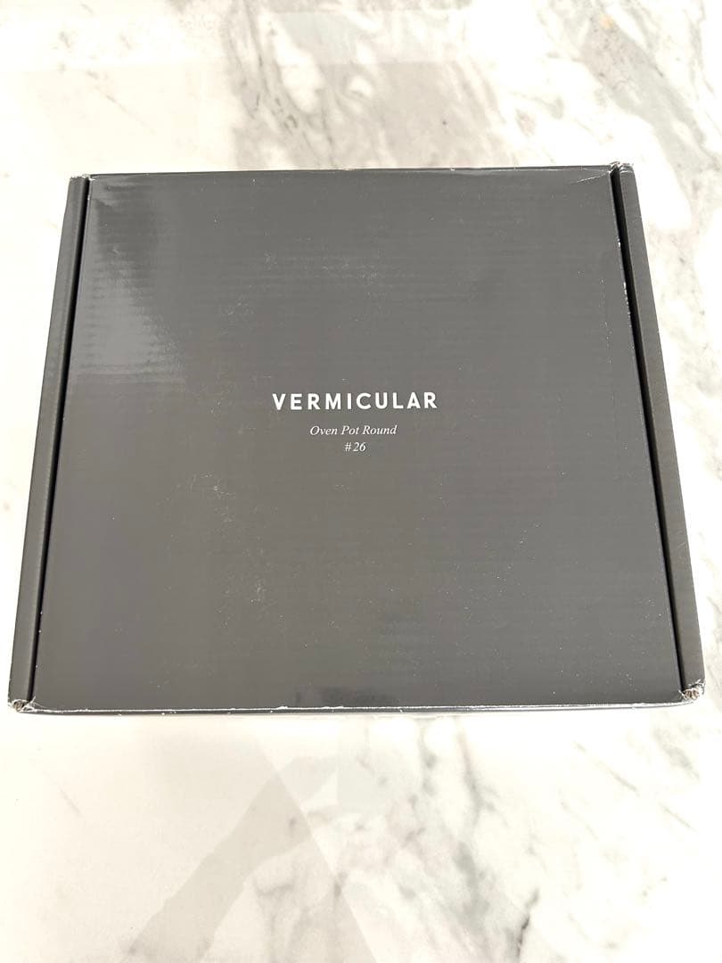 Vermicular バーミキュラ オーブンポットラウンド 26 無水鍋