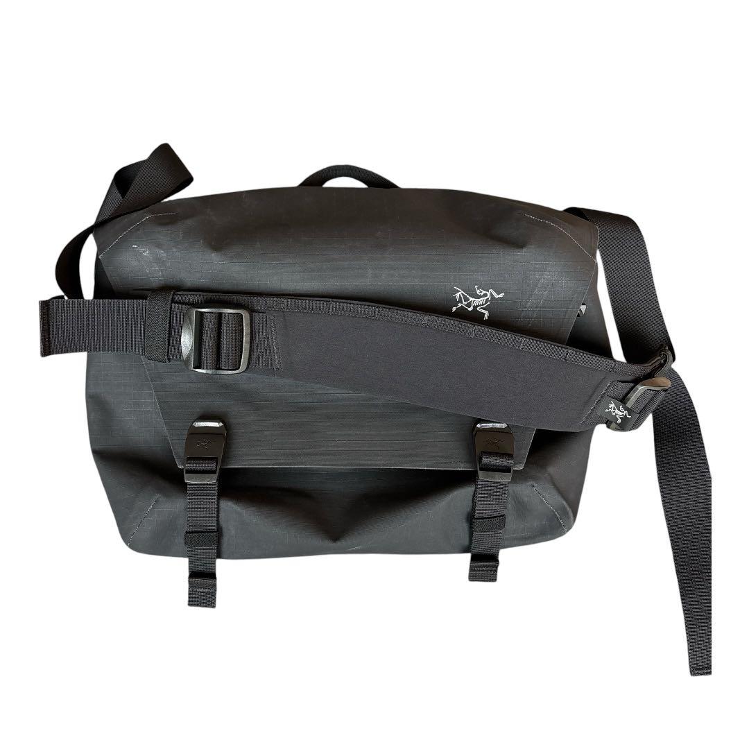 最終価格 ARC’TERYX granville 10 courier bag