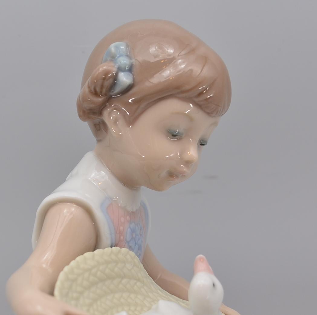 びっくりした　＃6759　No.4　★リヤドロ　スペイン　ポーセリン　箱付き