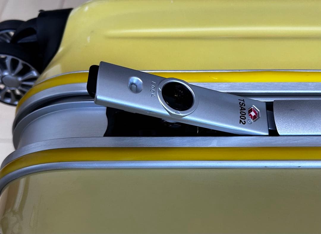 スカイナビゲーター スーツケース SKY NAVIGATORイエロー　黄色