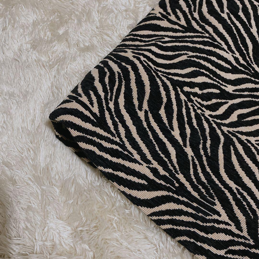 極美品　希少　完売品　ガリャルダガランテ　ゼブラ柄　ジャガードコクーンコート　Ｆ