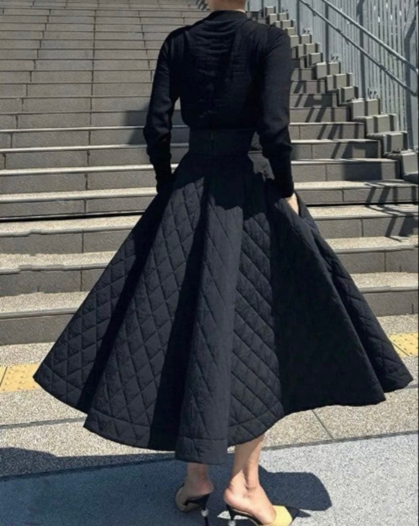 ジェンヌキルティングスカート