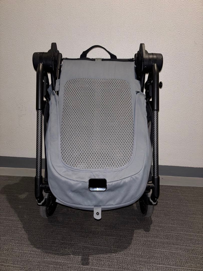 サイベックス　メリオカーボン(2023)グレー