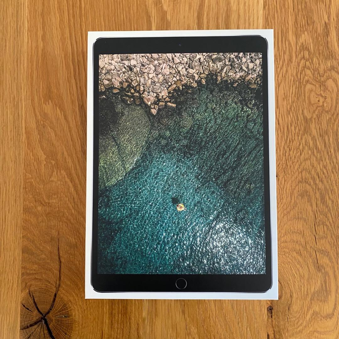 iPad Pro 10.5インチ 256GB WiFi モデル　スペースグレー