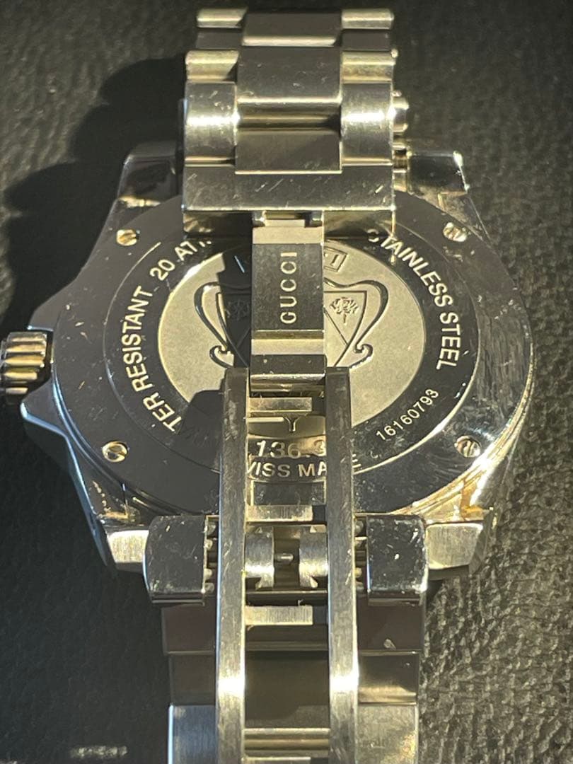 GUCCI YA136301A ダイブ スチール クォーツ 電池交換済み