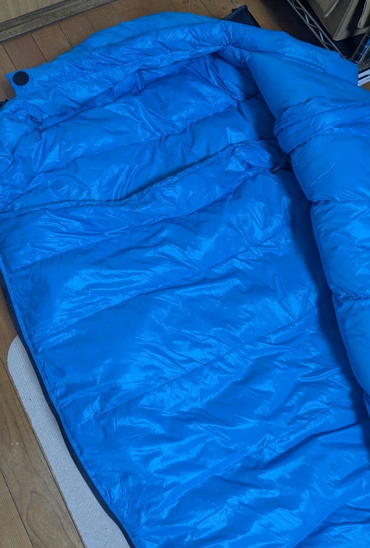 SOOMLOOM 1000g ダウン 寝袋 シュラフ　マミー型　スームルーム