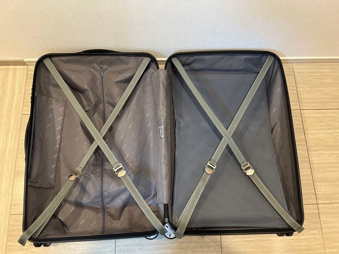 リモワ サルサ 約82L 4輪 キャリーケース TSA シャンパンゴールド