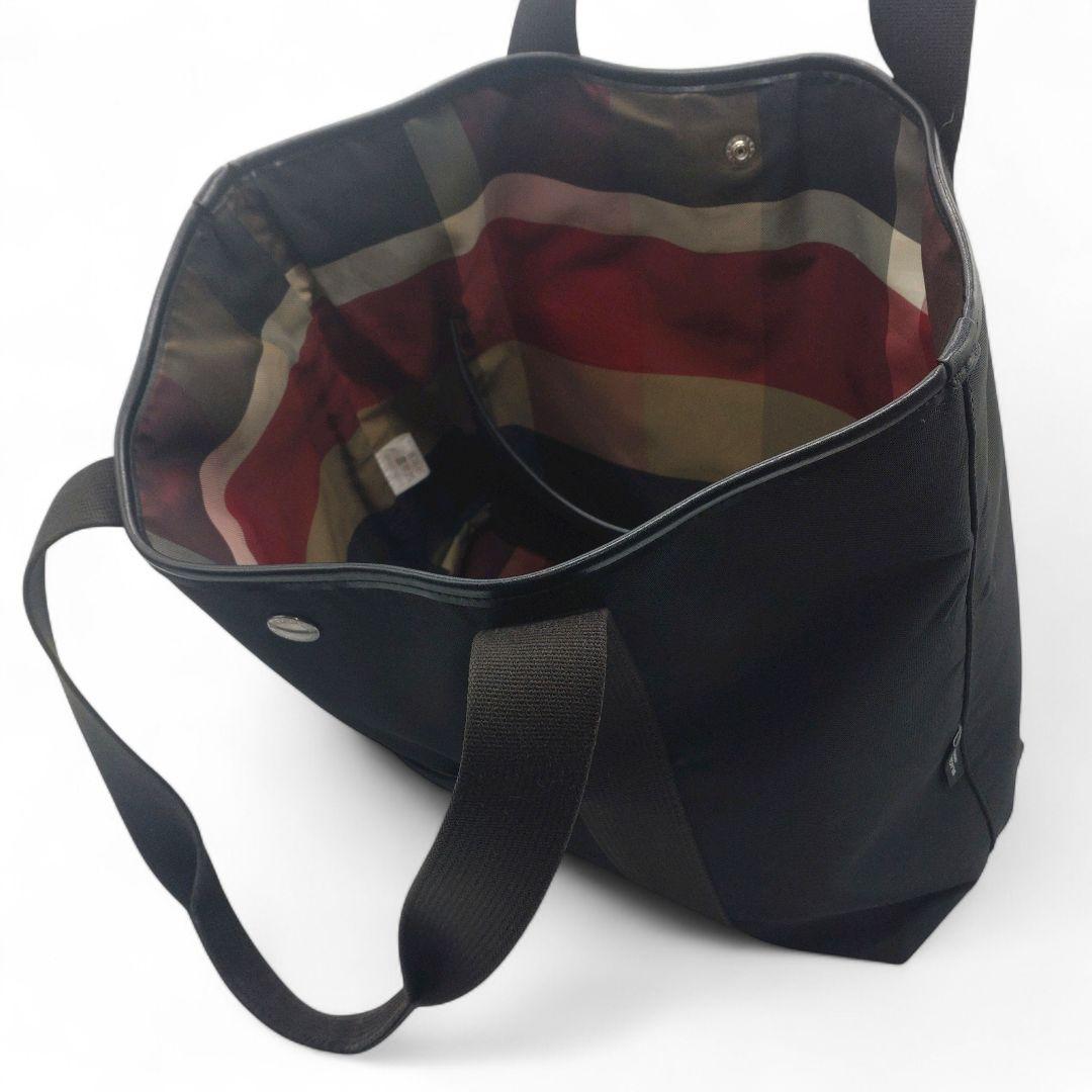 大容量　ブラックレーベルクレストブリッジ　チェック　 ナイロン トートバッグ　黒