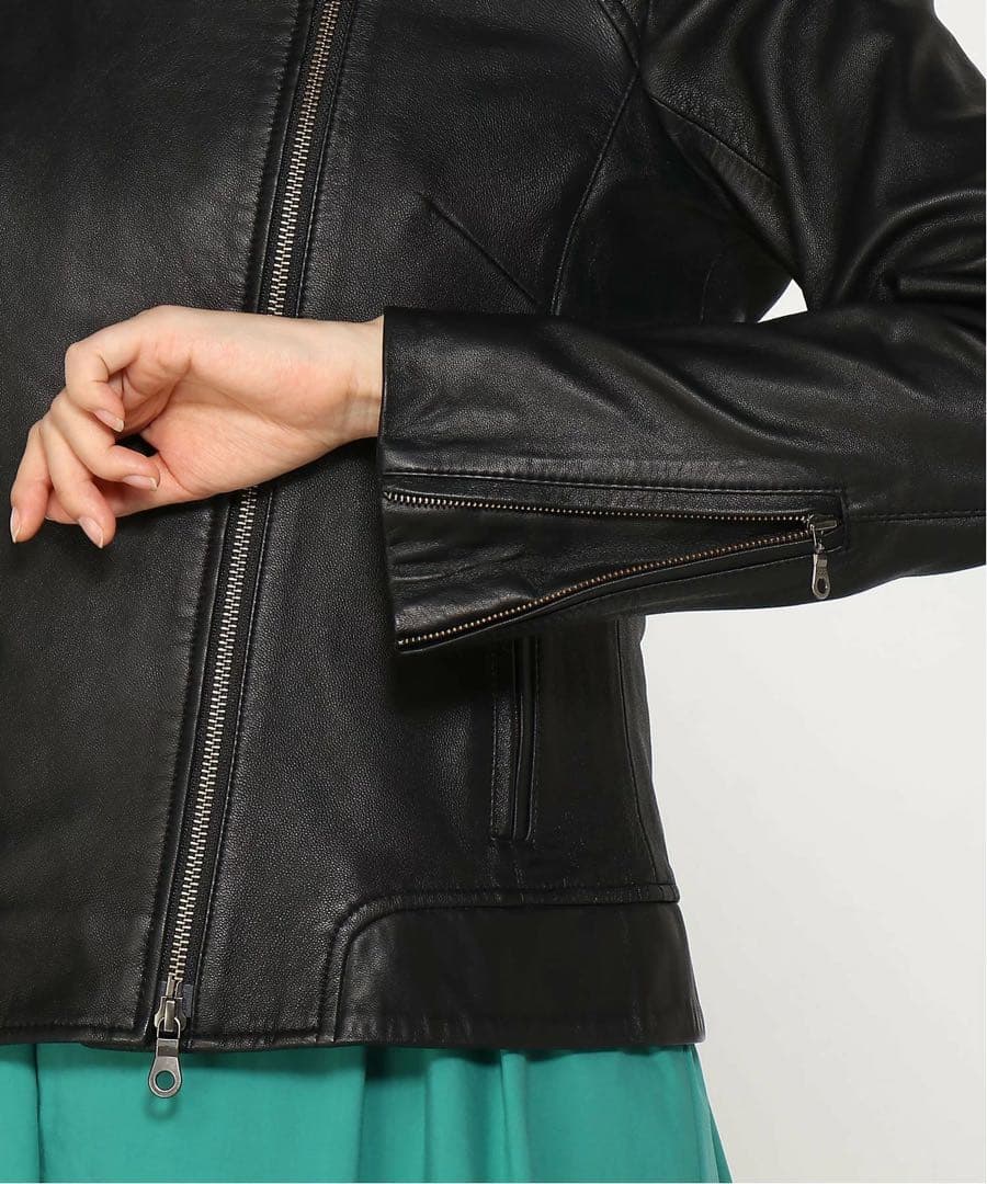 ハーニーズ ニューヨーク　レザー アシメトリージャケット