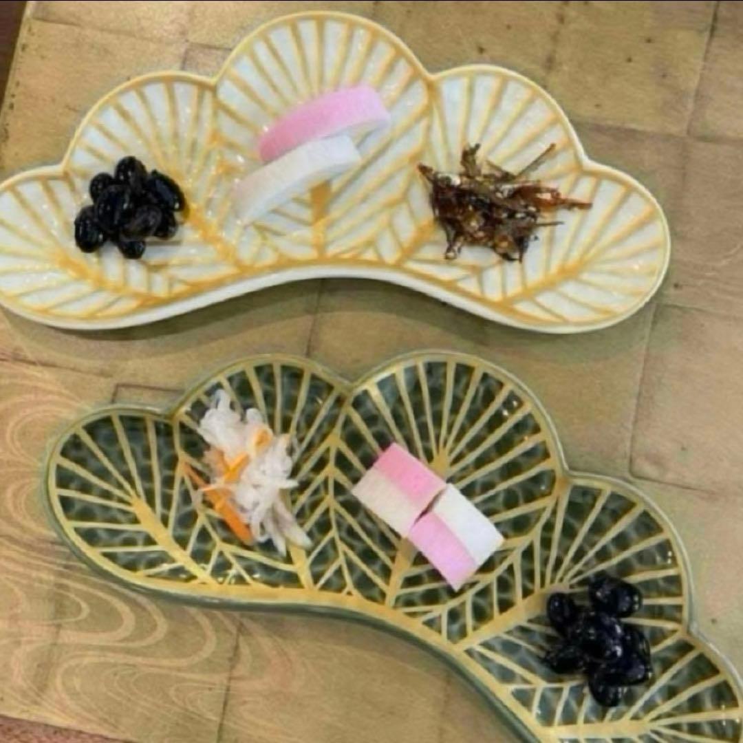 【新品】【大人気】有田焼幸楽窯　錦茶緑金松葉形前菜皿3枚セット　縁起物