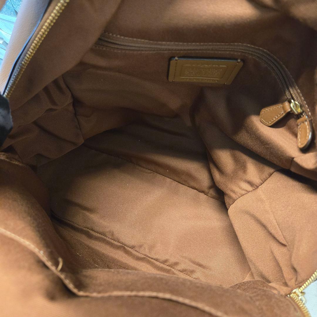 美品　COACH　コーチ　シグネチャー　リュック　デイパック　ブラウン