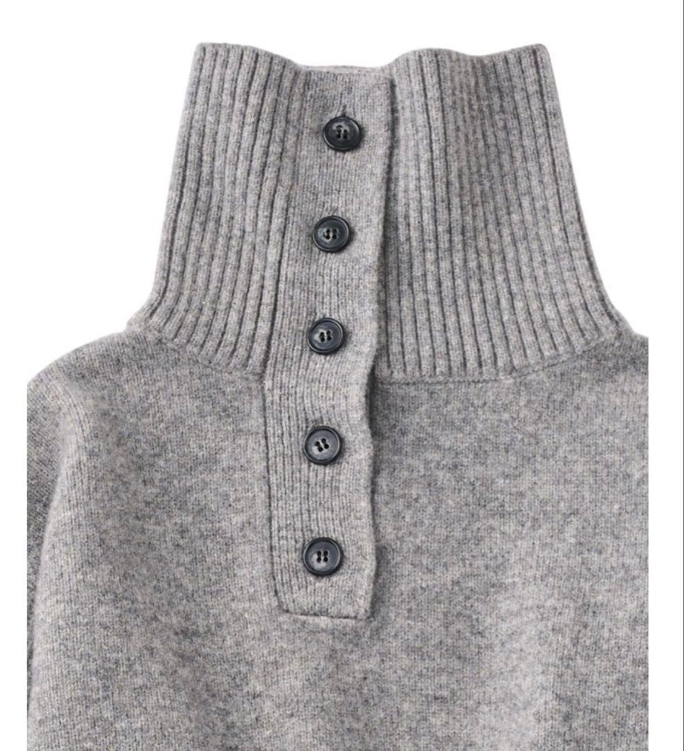 【knuth marf】buttoned high-neck knit/gray