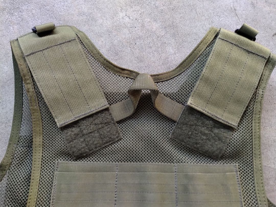 ブラックホーク アサルトベスト