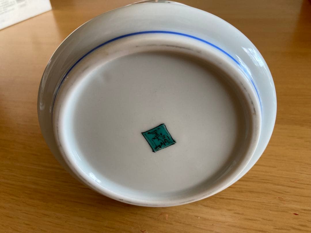 ラ*ス様 サントリースペシャルボトルコレクション九谷焼吉田屋風牛の図装飾箱入り