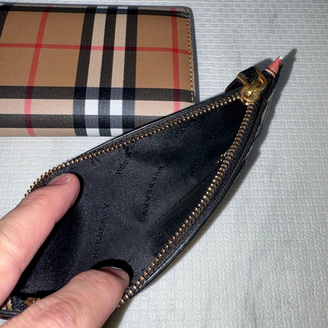 Burberry チェック柄 長財布