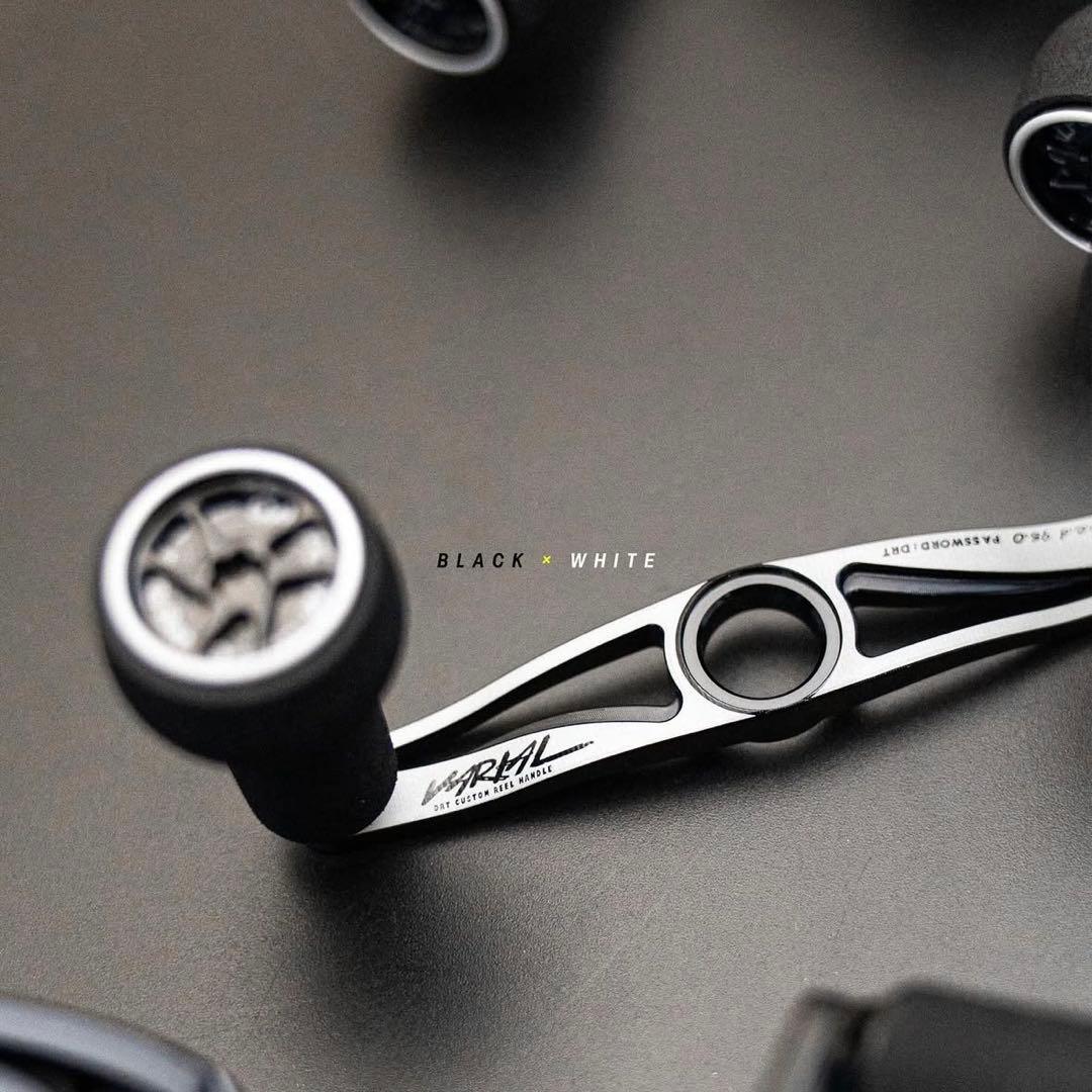 【DRT】VARIAL 95 < BLACK x WHITE >