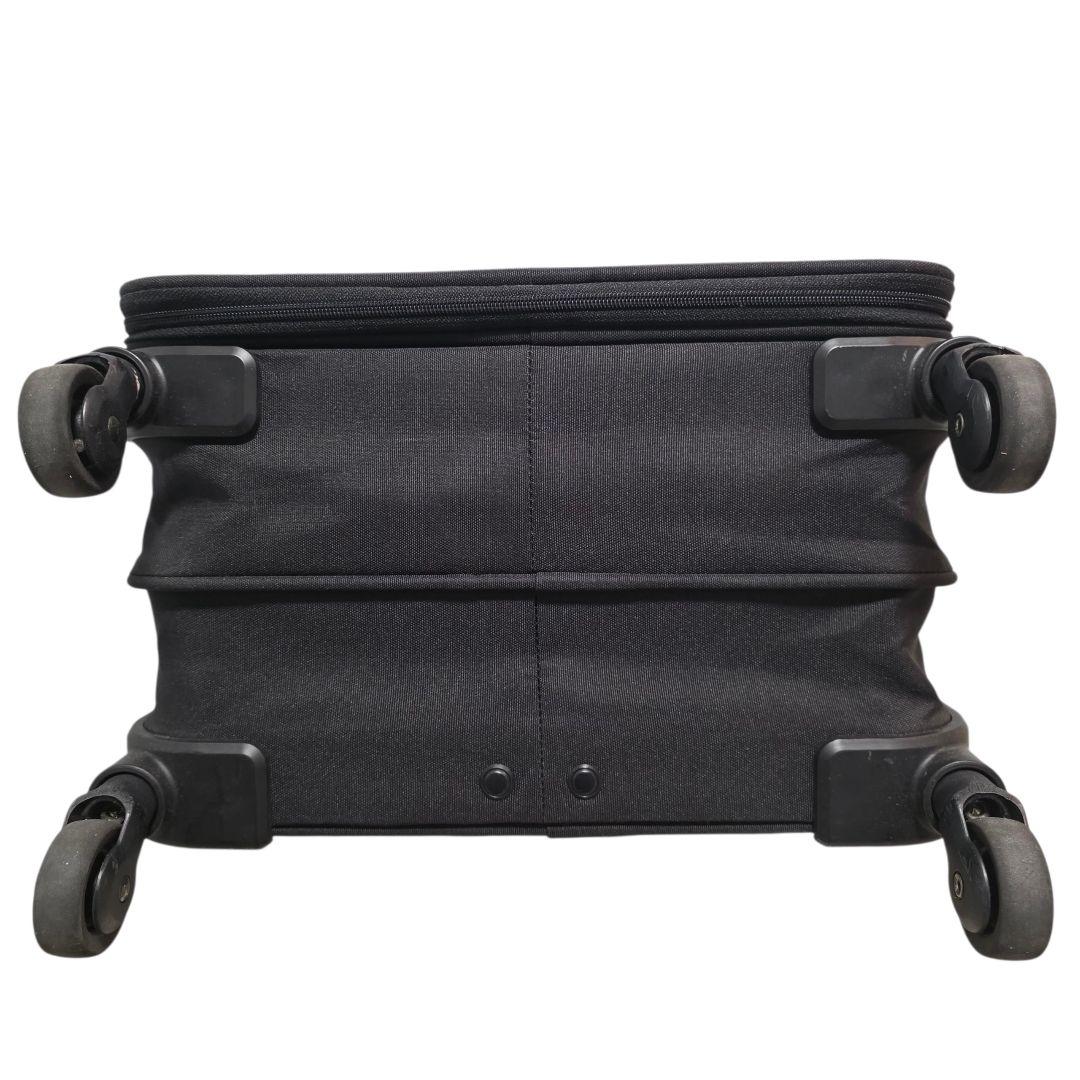 美品 機内持ち込み 無印良品 半分の厚みで収納できるソフトキャリーケース 黒