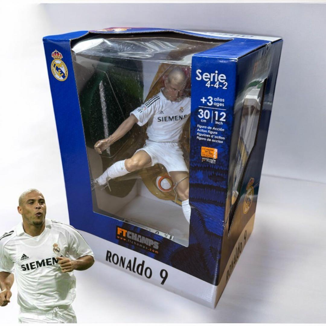 【未開封品】ロナウド9 レアルマドリード FTCHAMPS フィギュア