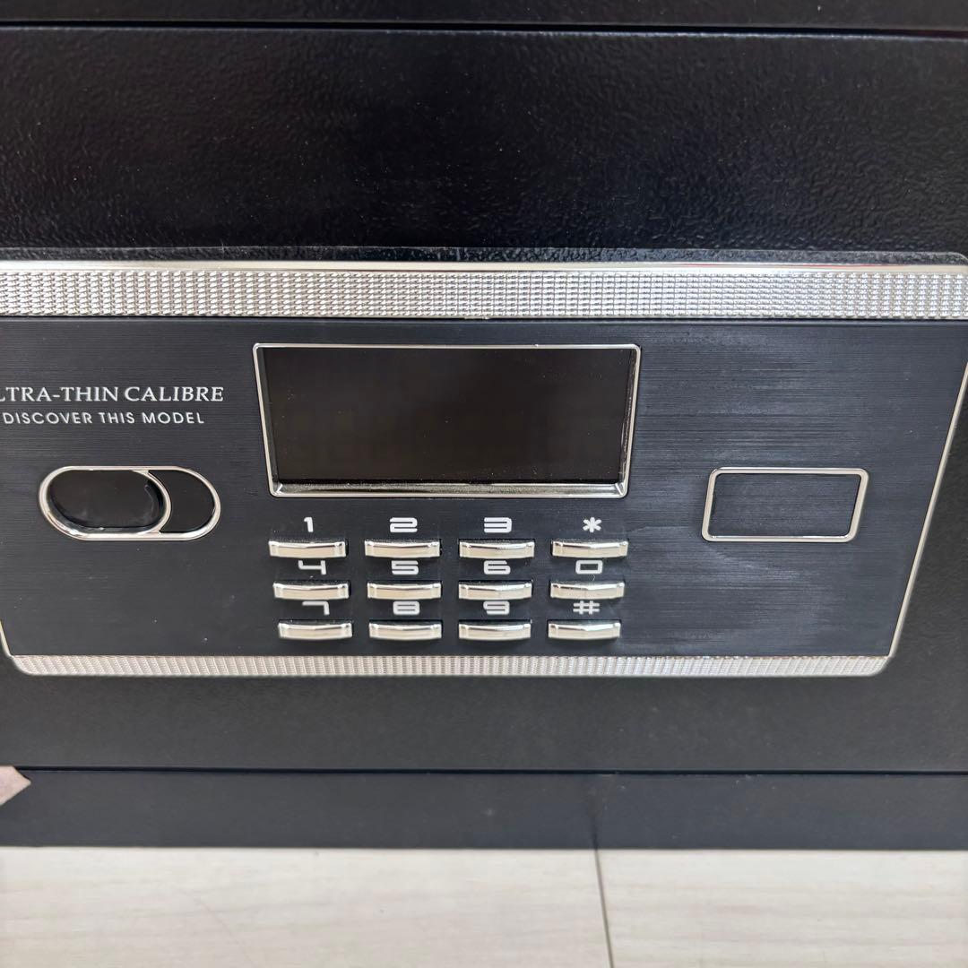 耐火用金庫 大型 家庭用 業務用 テンキー式 25×35×25cm 壁付け対応