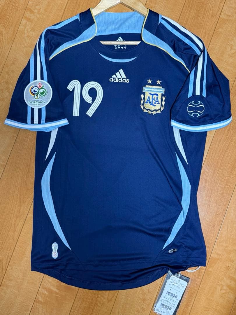 メッシ 19番 アルゼンチン代表　アウェイユニフォーム