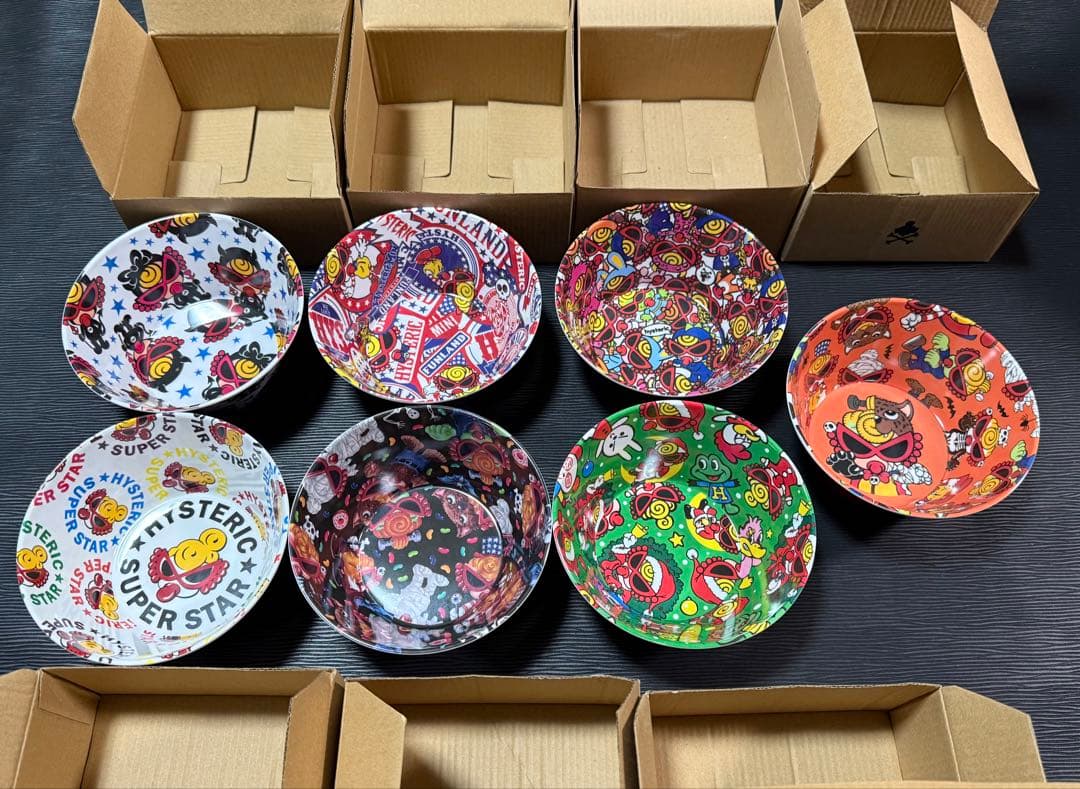 ヒステリックミニ超超超レアボウル7個フルセット　バラ売しません　新品箱付き