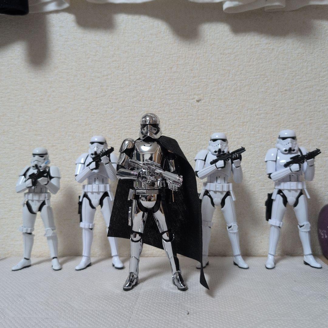 スター・ウォーズ キャプテン・ファズマ+ストームトルーパー セット