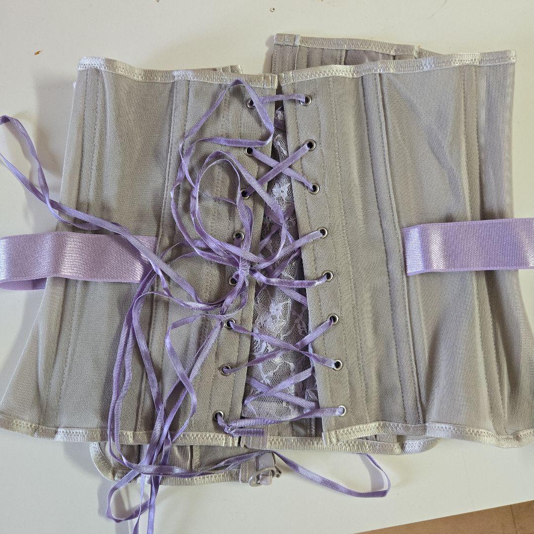 元鈴木さんコルセット