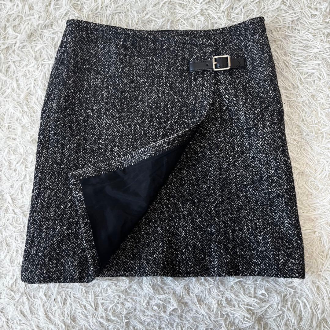 GUCCI✨ツイードヘリンボーン柄　巻きスカート　羊革ベルト　シルバー刻印金具